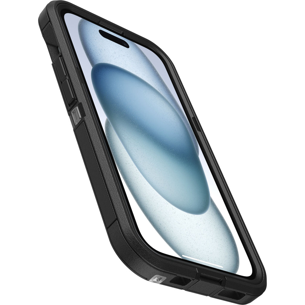 iPhone 16e, iPhone 15, iPhone 14 and iPhone 13 Defender Series XT Case for MagSafe