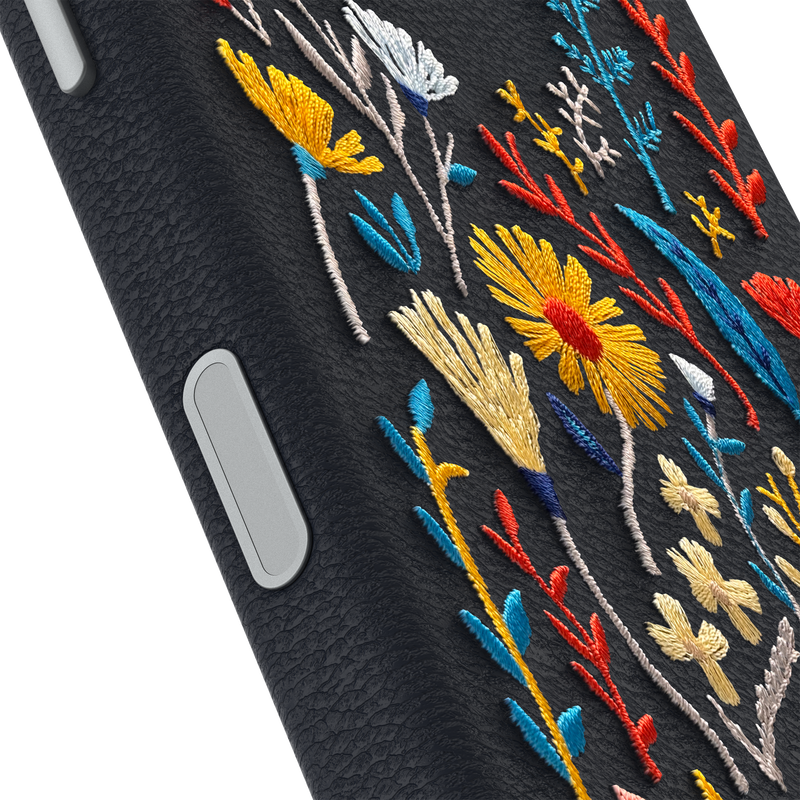 product image 3 - Coque iPhone 17 Symmetry Series Cactus Leather Embroidery