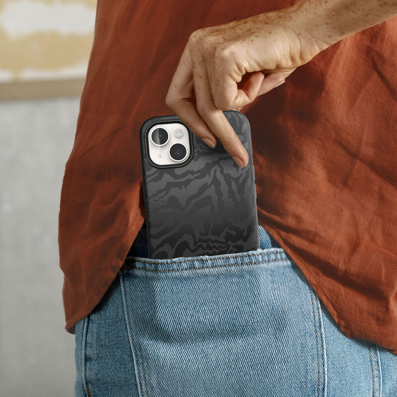 product image 3 - iPhone 14 Plus Custodia Symmetry Series per MagSafe